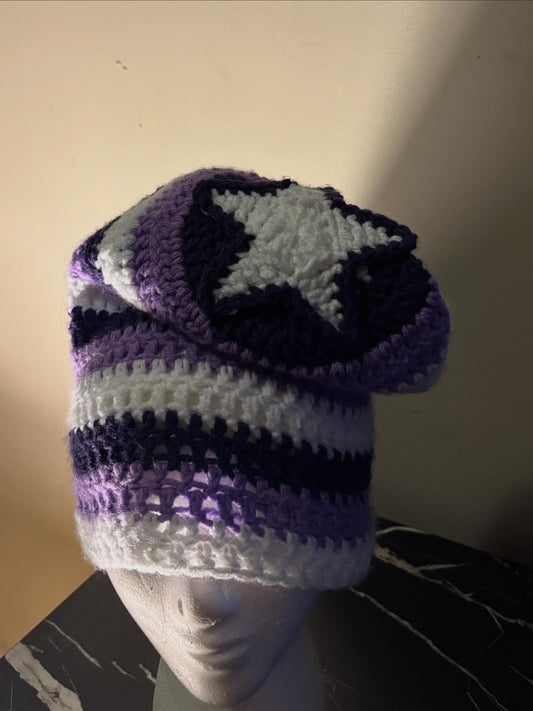 Purple & white star slouch beanie
