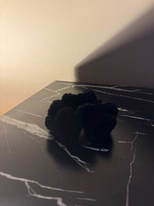 Small scrunchie black